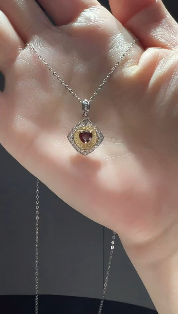 【闪购商品】石榴石吊坠(赠链)银S925镶嵌22】