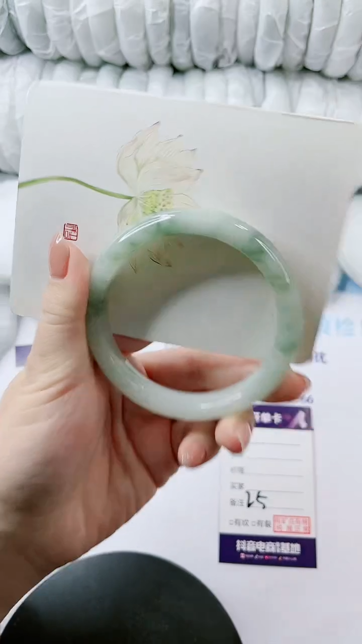 【闪购商品】石英质玉手镯未镶嵌多样性发货L5