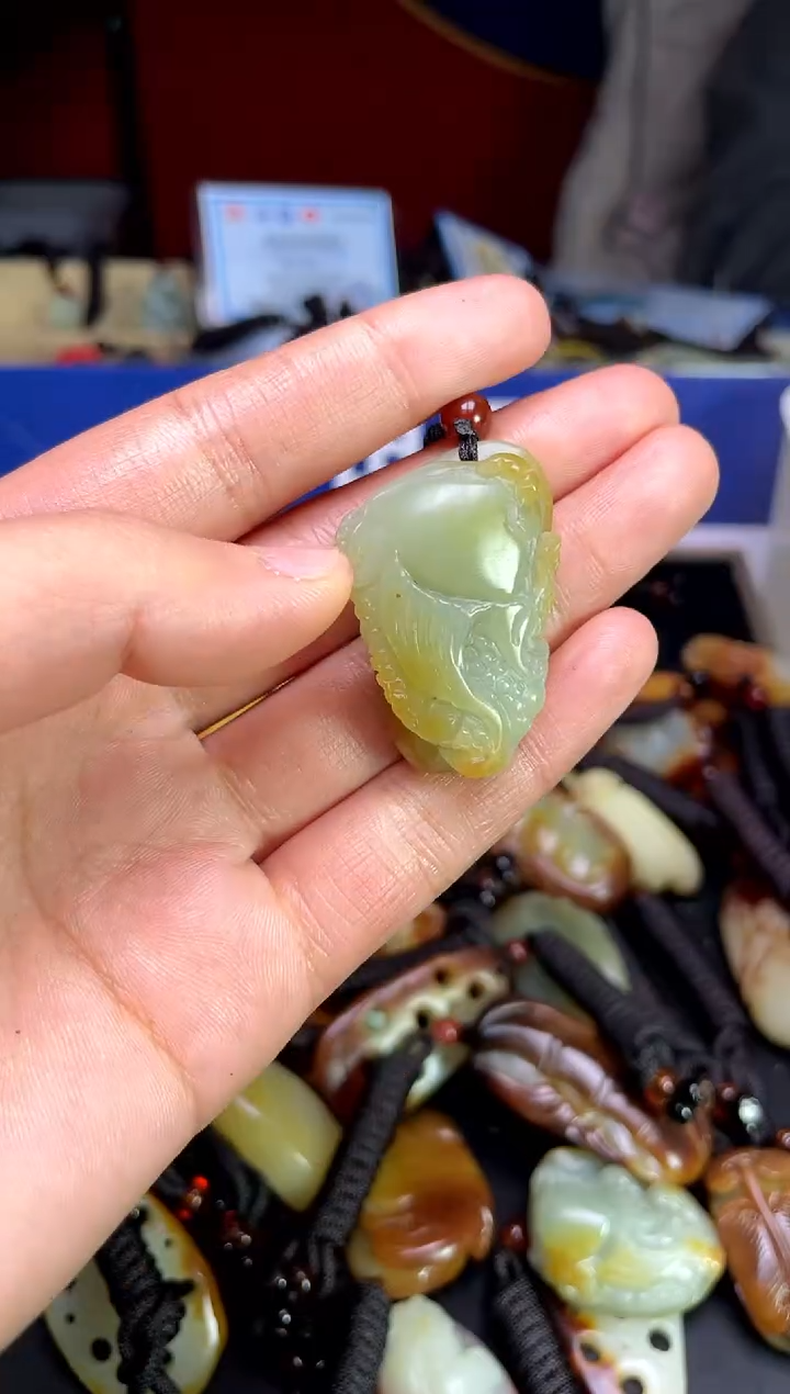 【闪购商品】和田玉颈饰未镶嵌3