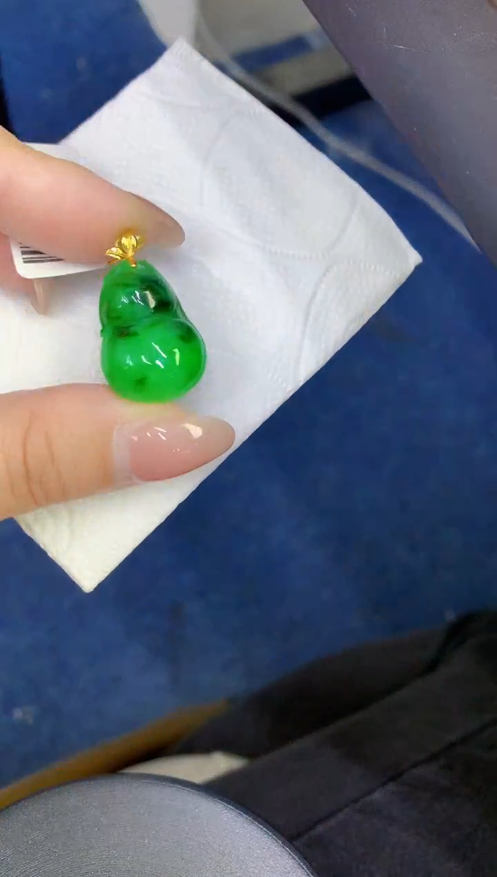 颈饰18K金镶嵌翡翠缅甸天然翡翠a货