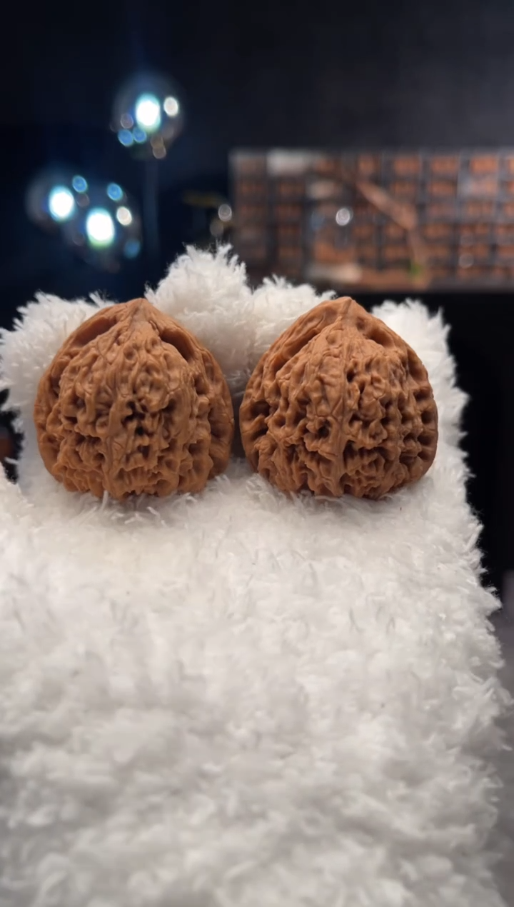 吊坠文玩核桃日**安南将