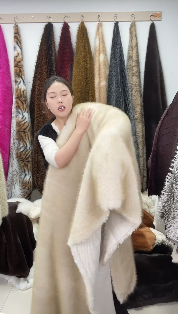 狐狸毛A87尺寸1.9*2