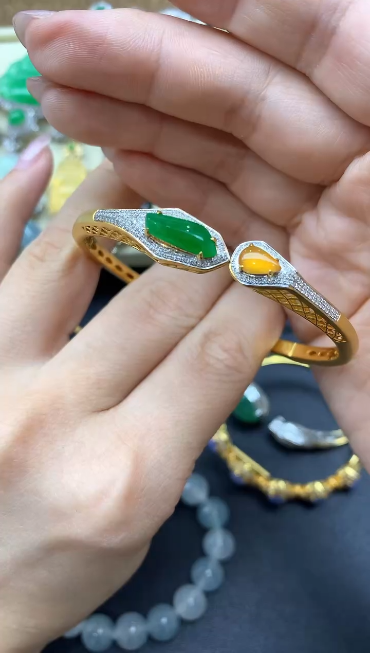 【闪购商品】翡翠手镯18K金镶嵌576-分单-总价19800