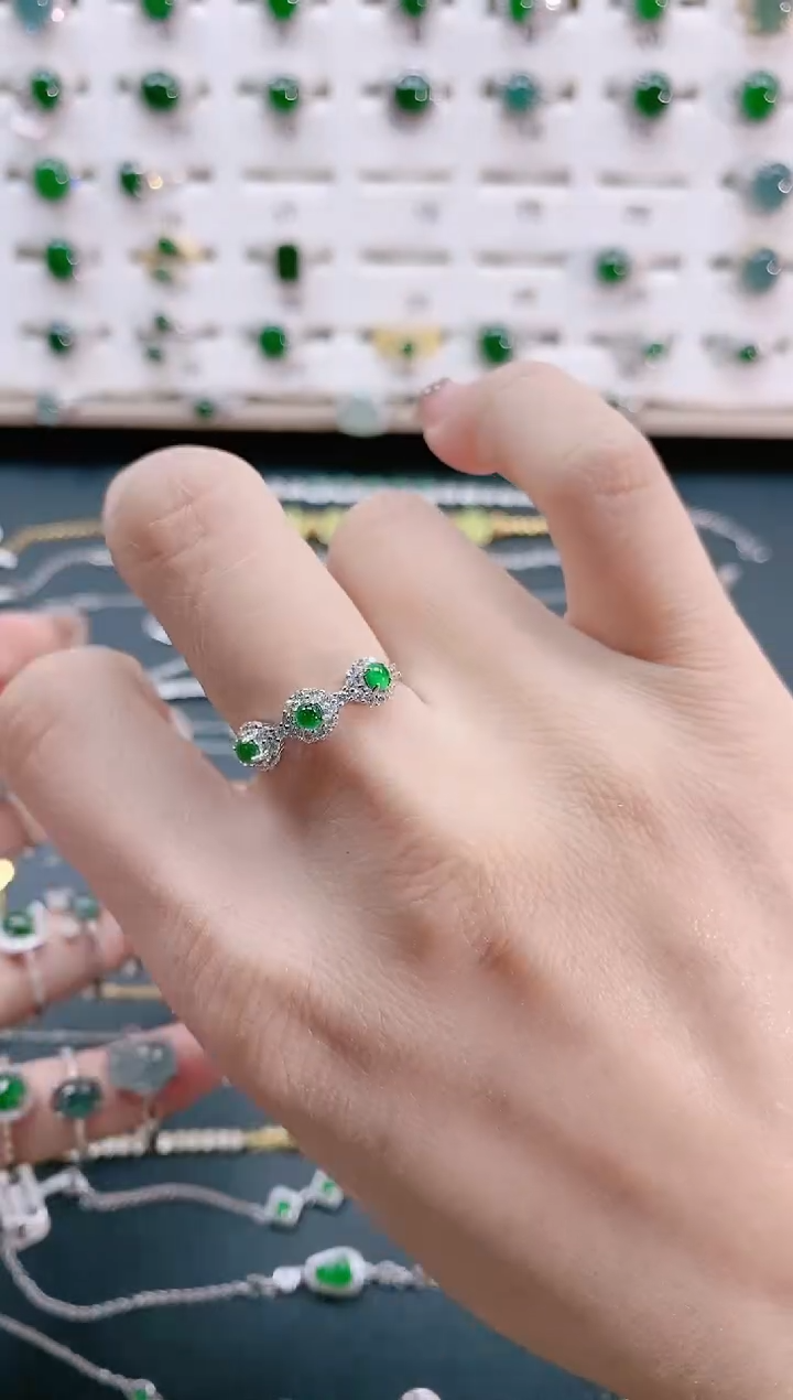 【闪购商品】翡翠戒指银S925镶嵌天然翡翠