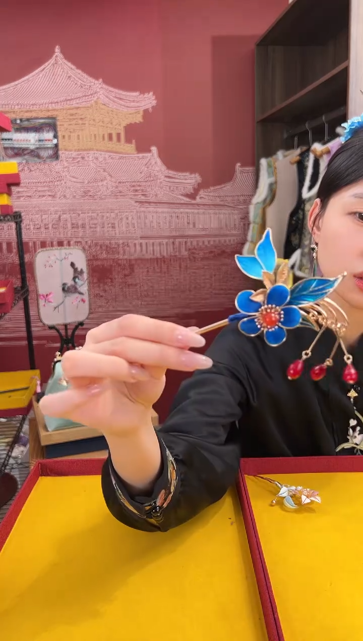 【闪购商品】刺绣非遗绒花（发饰）