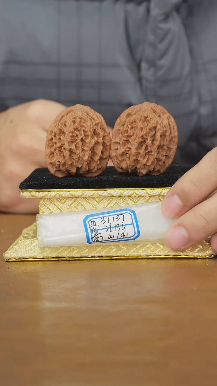 把件文玩核桃龙纹将军榜