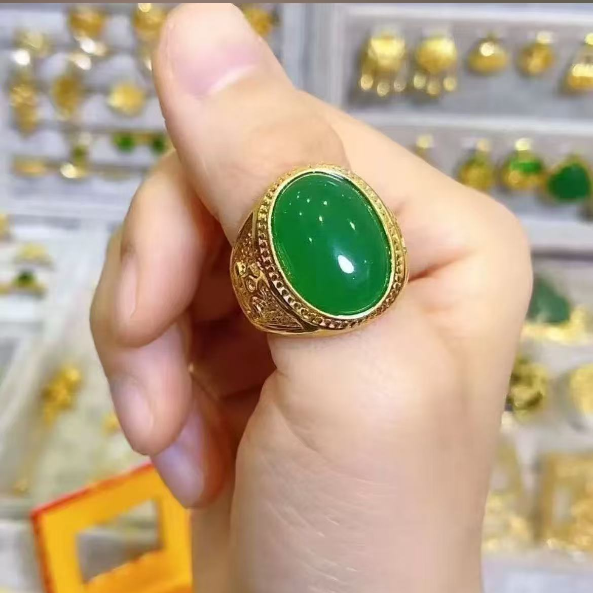 饰品翠韵耀光绿色  