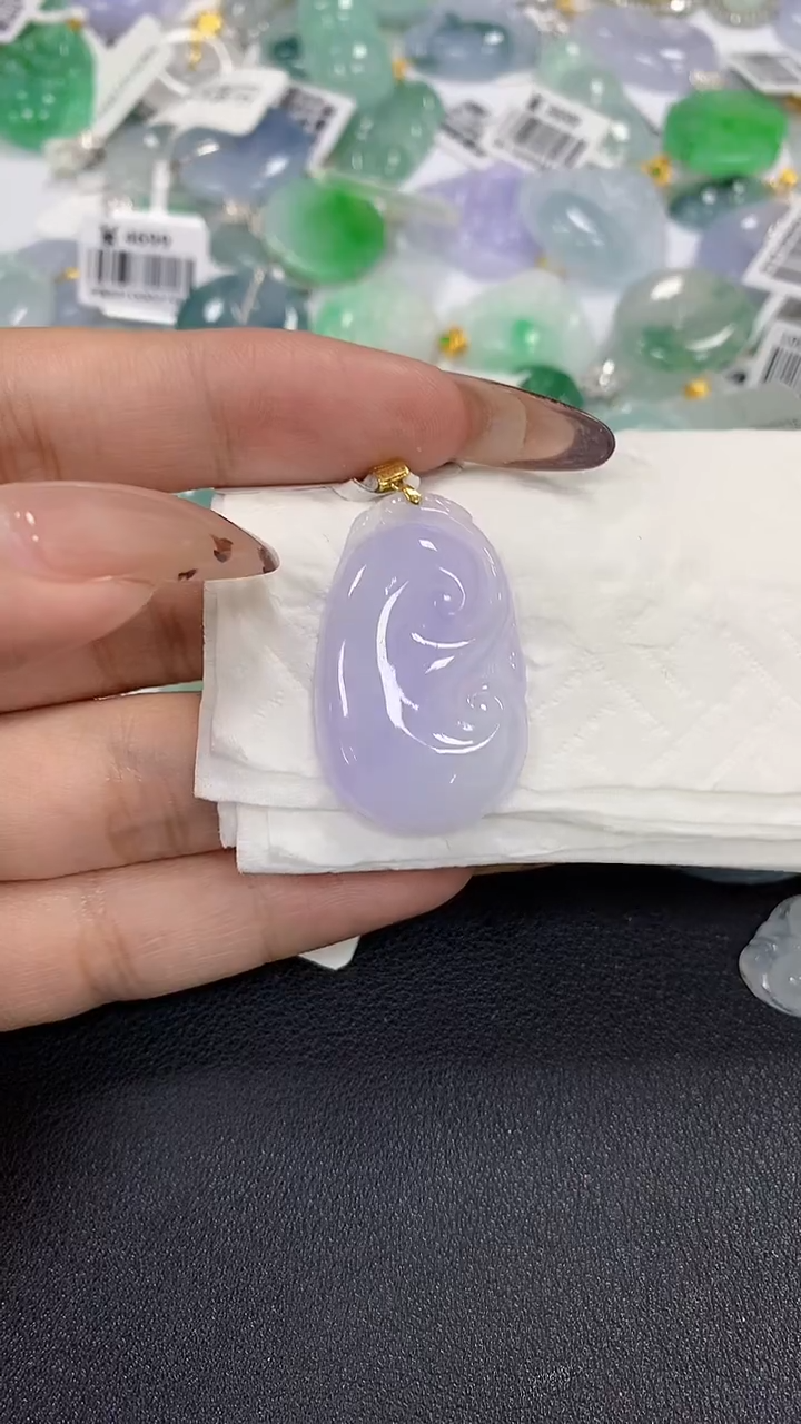 颈饰18K金镶嵌翡翠a货假一赔三支持复检百元上9元证书费自理