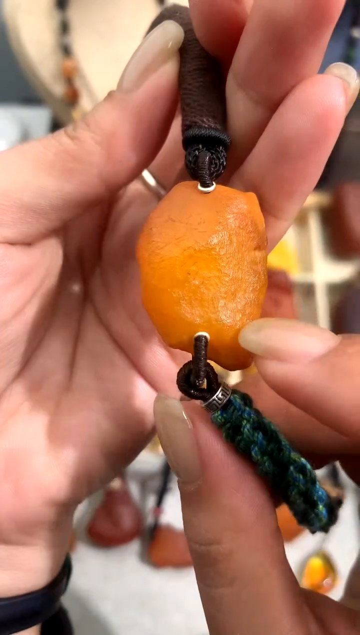 【闪购商品】蜜蜡裸石未镶嵌似玉