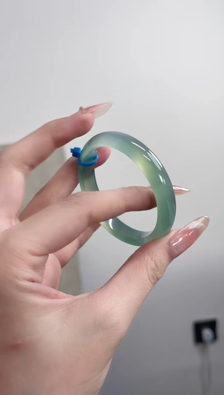 【闪购商品】玛瑙/玉髓手镯未镶嵌50圈