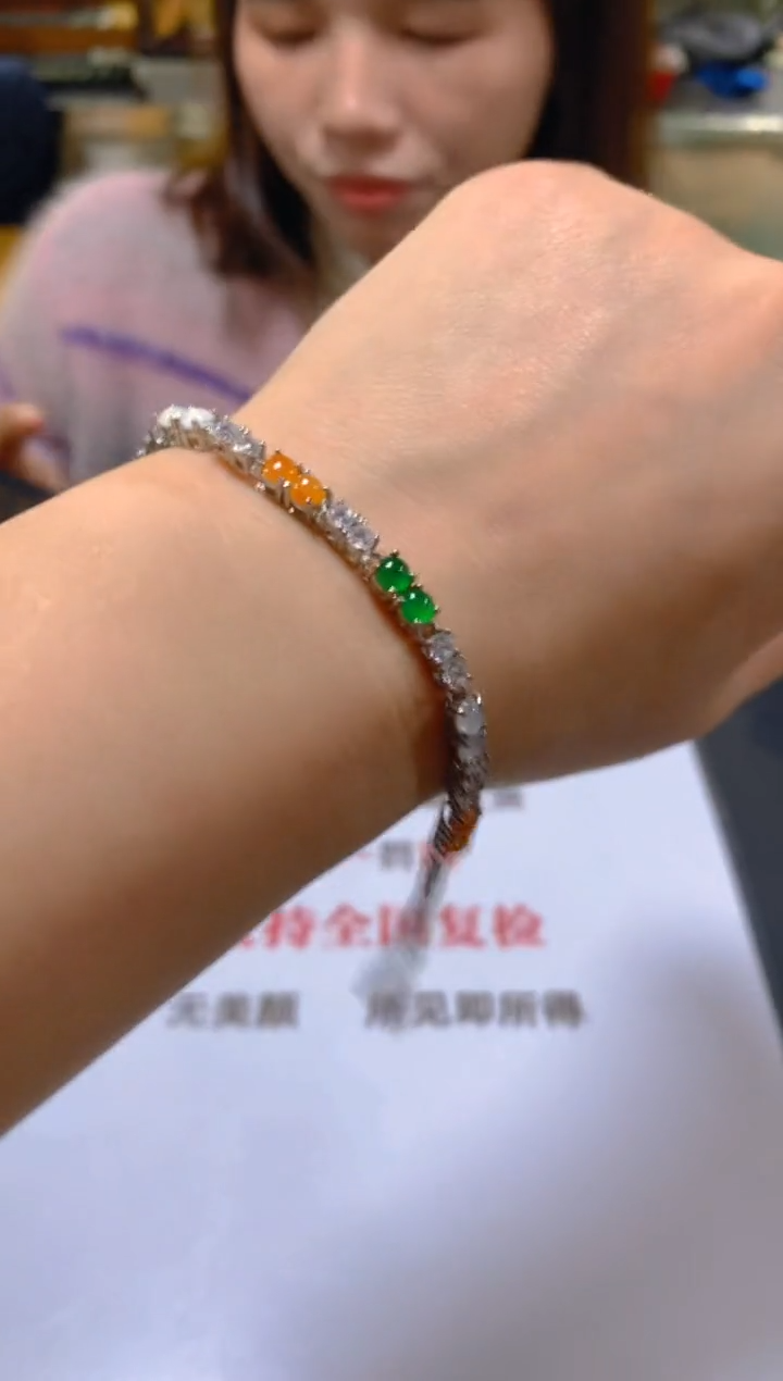 未镶嵌手链翡翠多样性发一