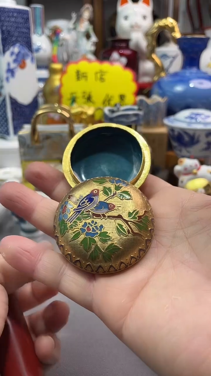 瓷片珐琅盒一一一