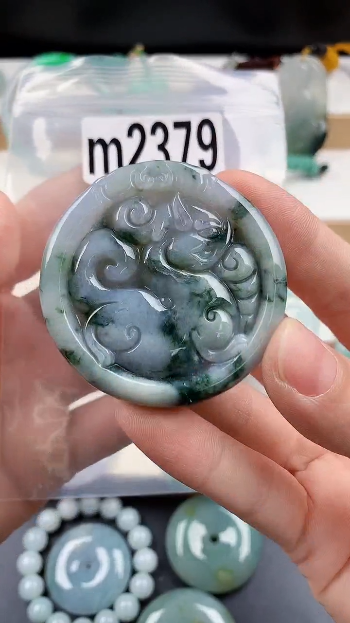 颈饰未镶嵌翡翠天然翡翠吊坠挂件