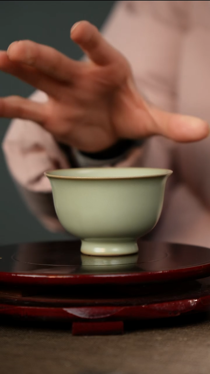 全品 粉青 压手杯   