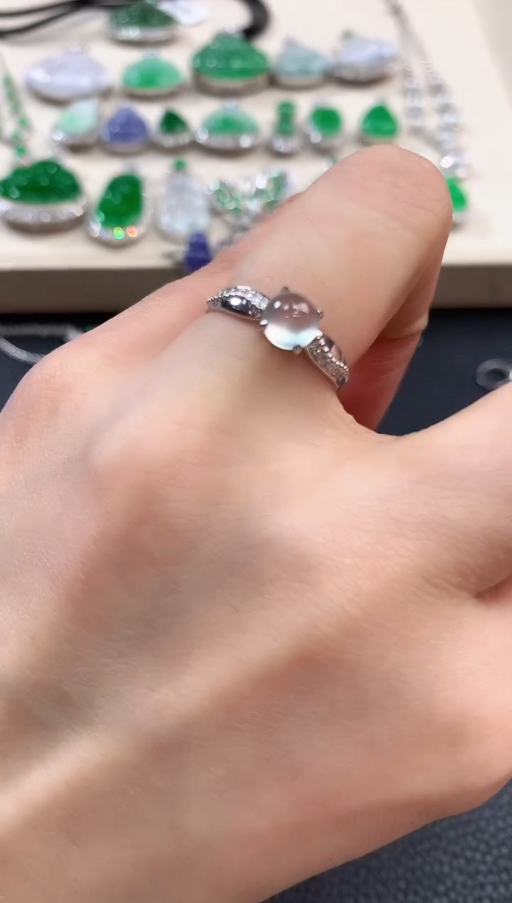 【闪购商品】翡翠戒指18K金镶嵌b21多样性一件发货