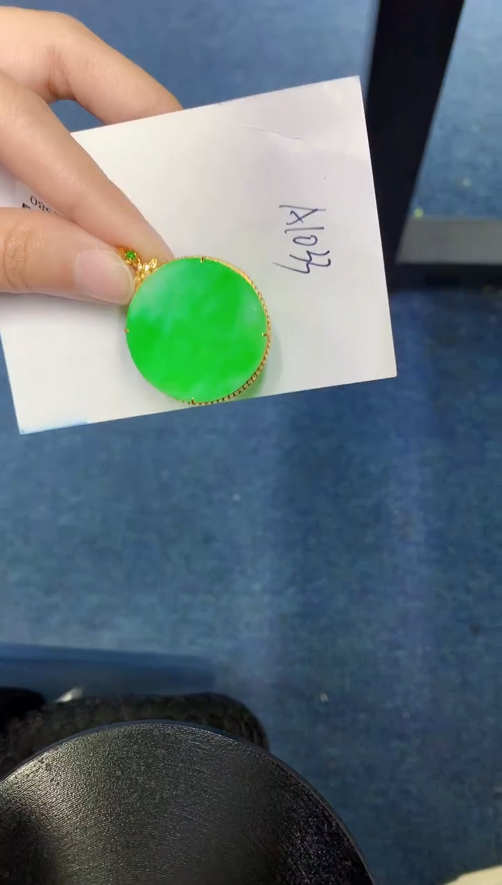 【闪购商品】翡翠颈饰18K金镶嵌000000000