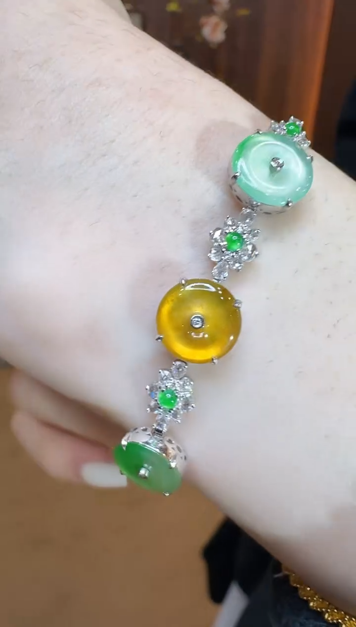 18K金镶嵌手链翡翠多样性团购发一件