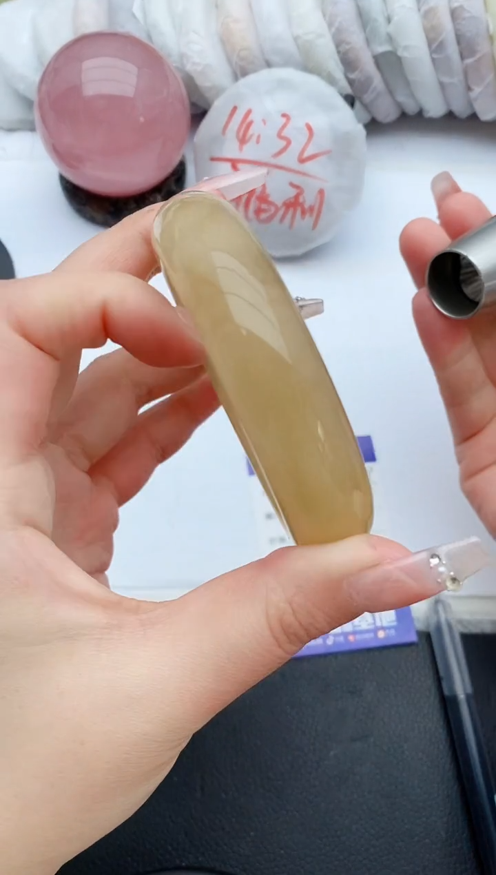 【闪购商品】石英质玉手镯未镶嵌G249+58/59