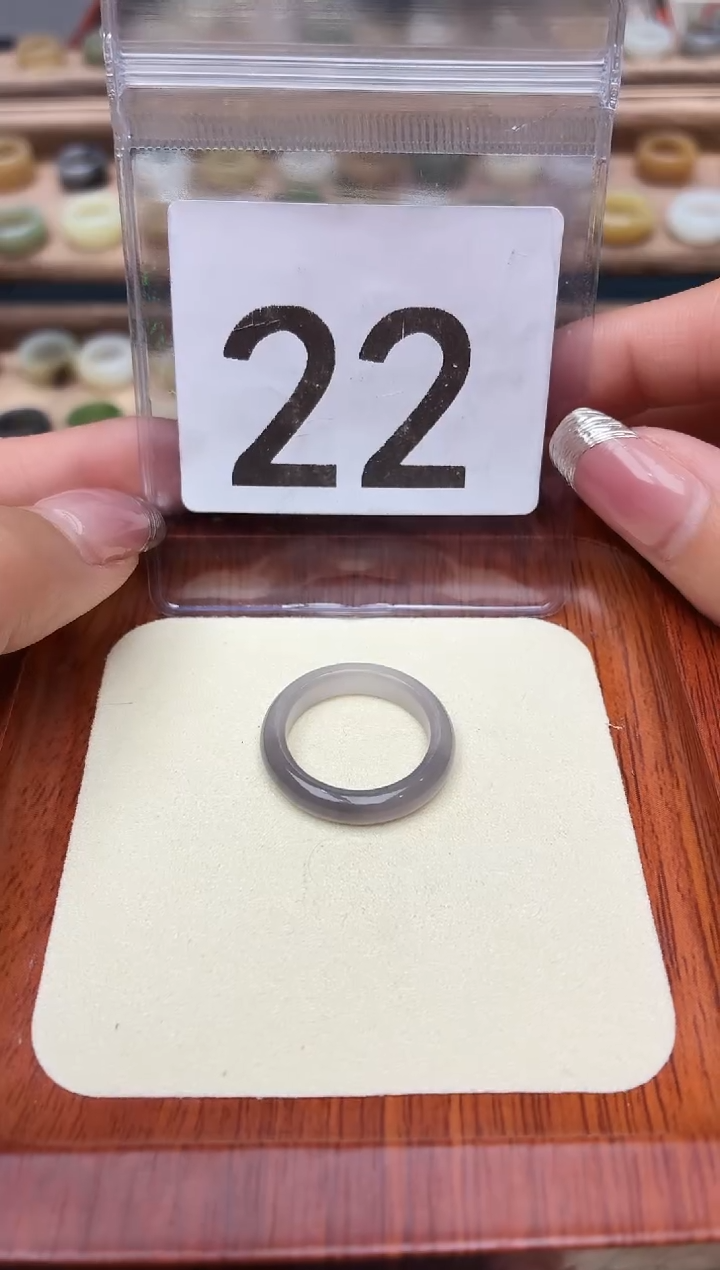 未镶嵌戒圈和田玉17号