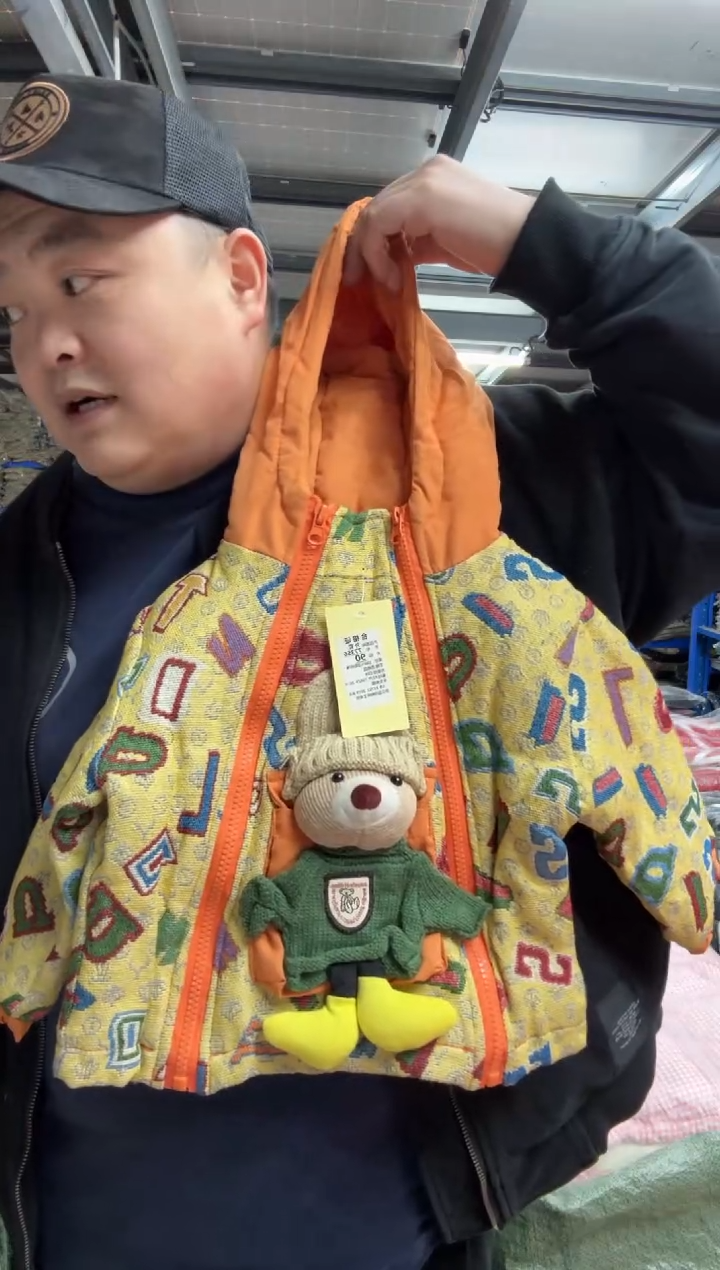 一****～女童外套119 100