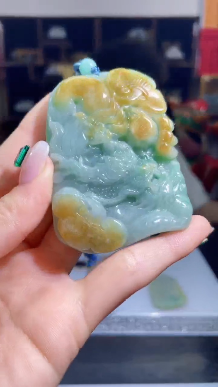 【闪购商品】翡翠吊坠(不含链)未镶嵌E67