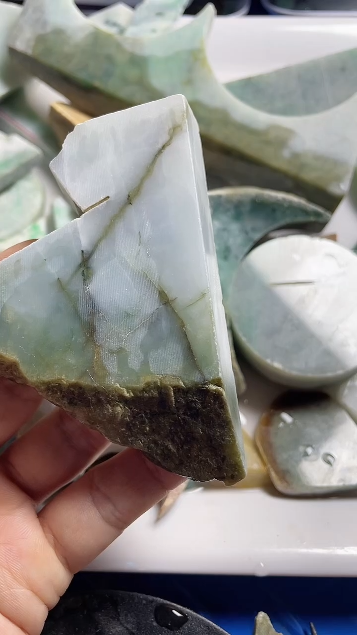 翡翠裸石翡翠小边料