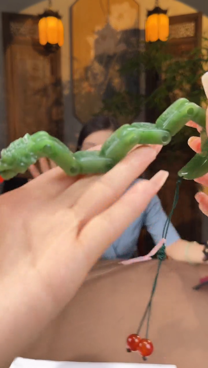 和田玉未镶嵌颈饰S595