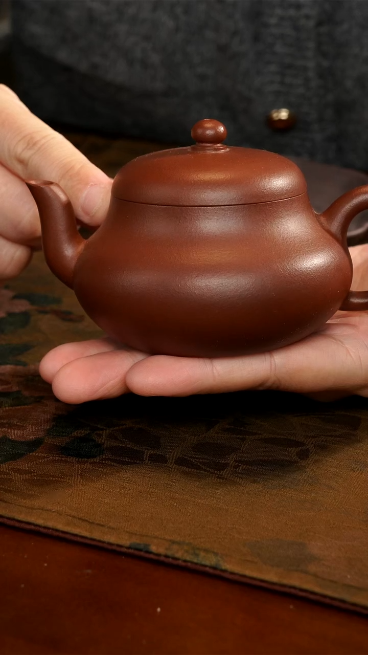 茶壶紫砂红皮龙矮君德壶