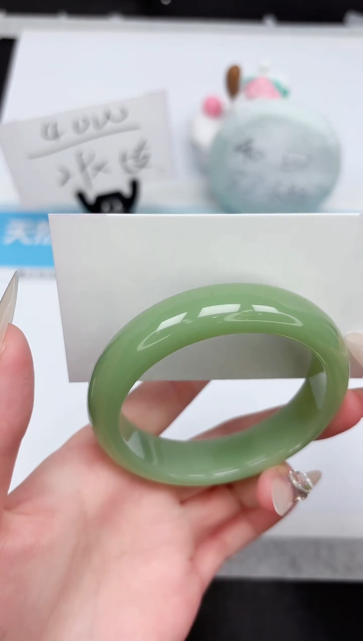 石英质玉手镯未镶嵌17-58