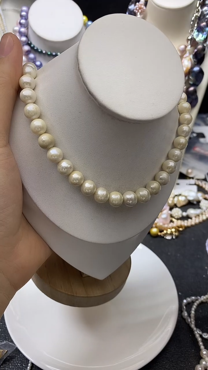 颈饰未镶嵌淡水珍珠多人
