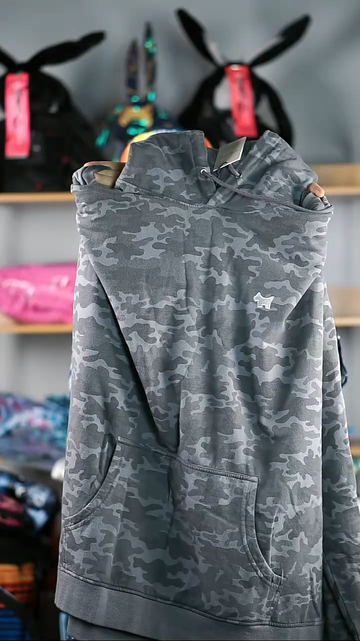 圈T 帽衫XXL 白色小狗