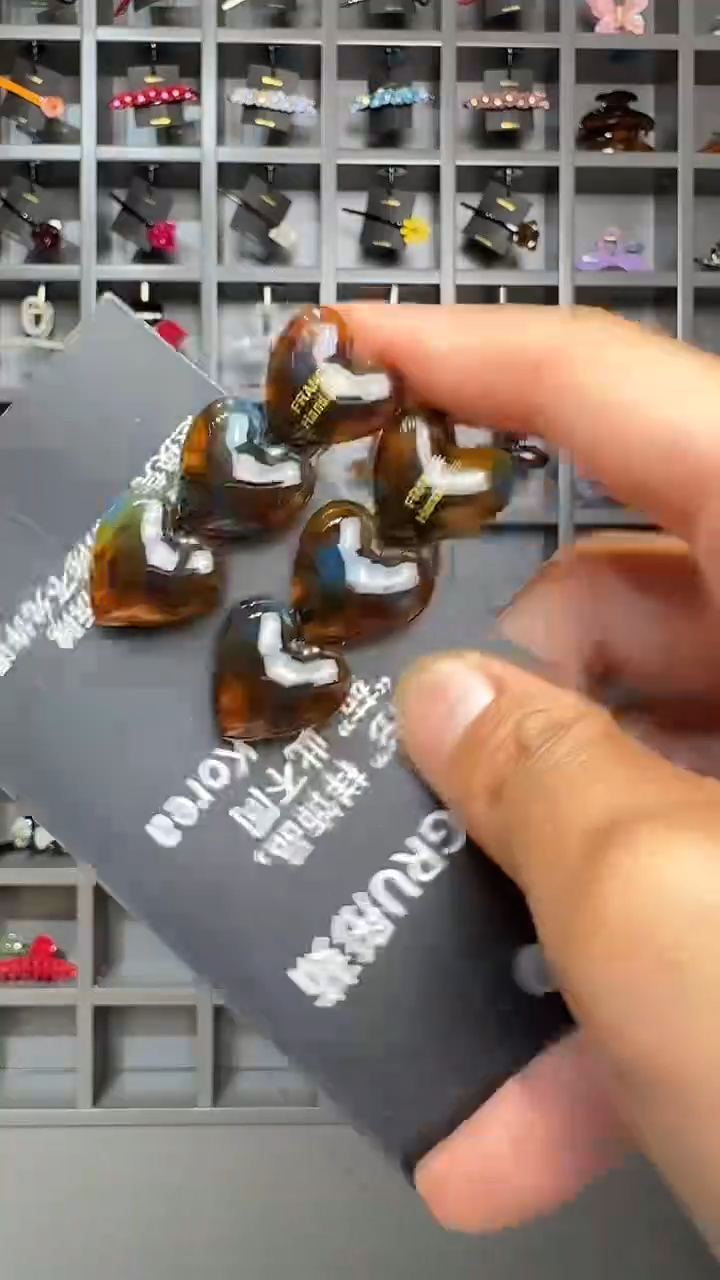 醋酸非金属韩国醋酸品牌发饰5.5cm加厚三颗心鸭嘴边夹一对琥珀色