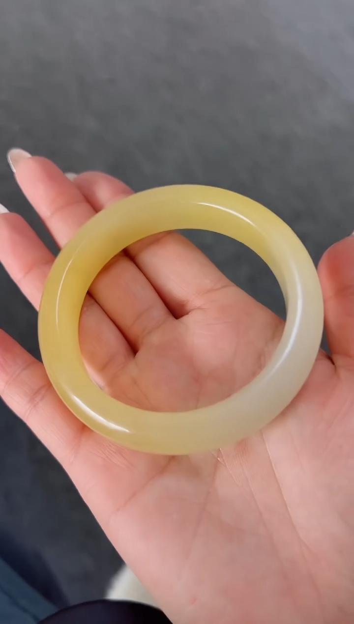 【闪购商品】石英质玉手镯未镶嵌605-62