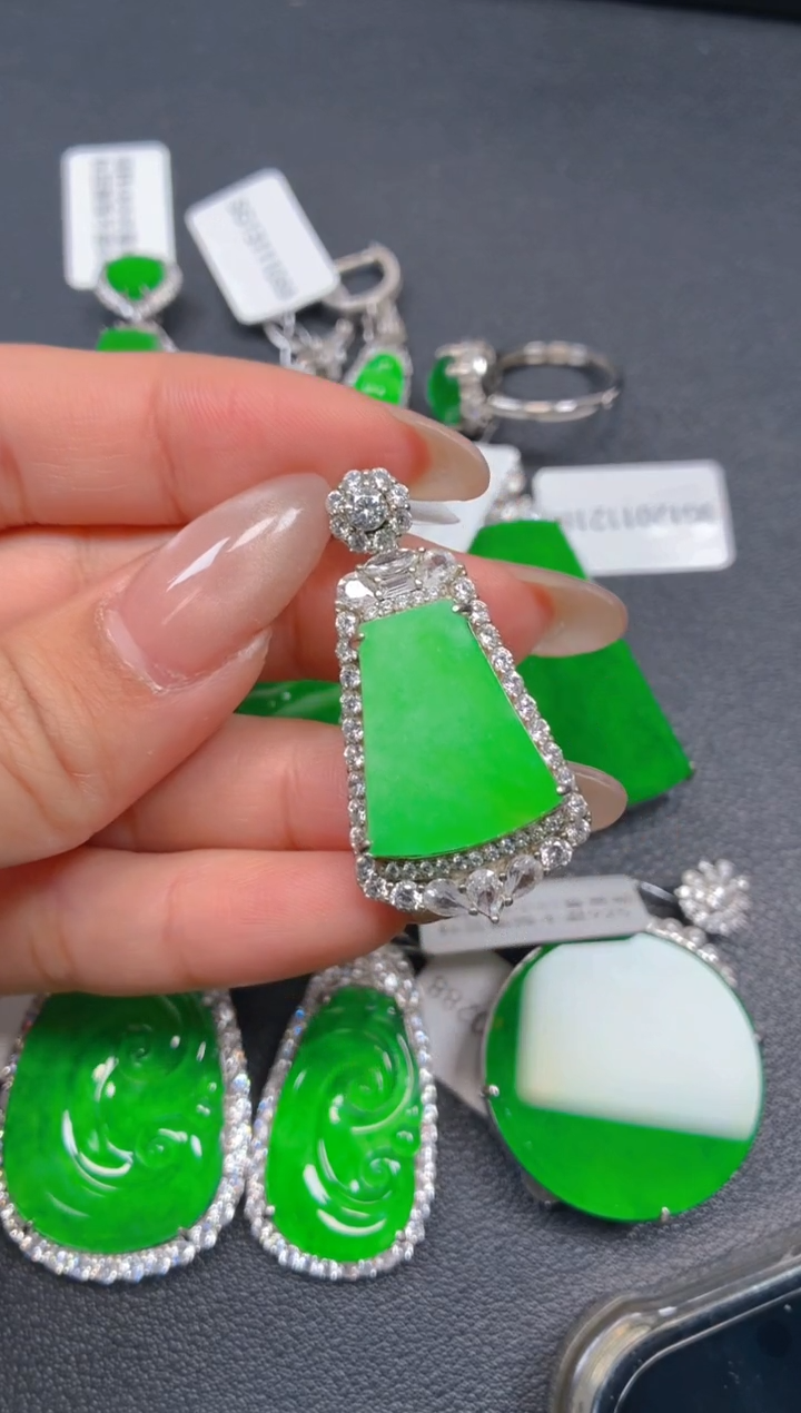 吊坠(不含链)银S925镶嵌翡翠1