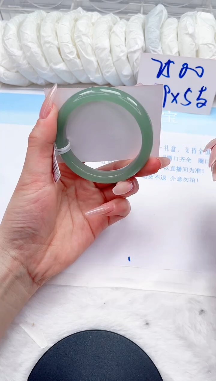 石英质玉未镶嵌手镯183-56