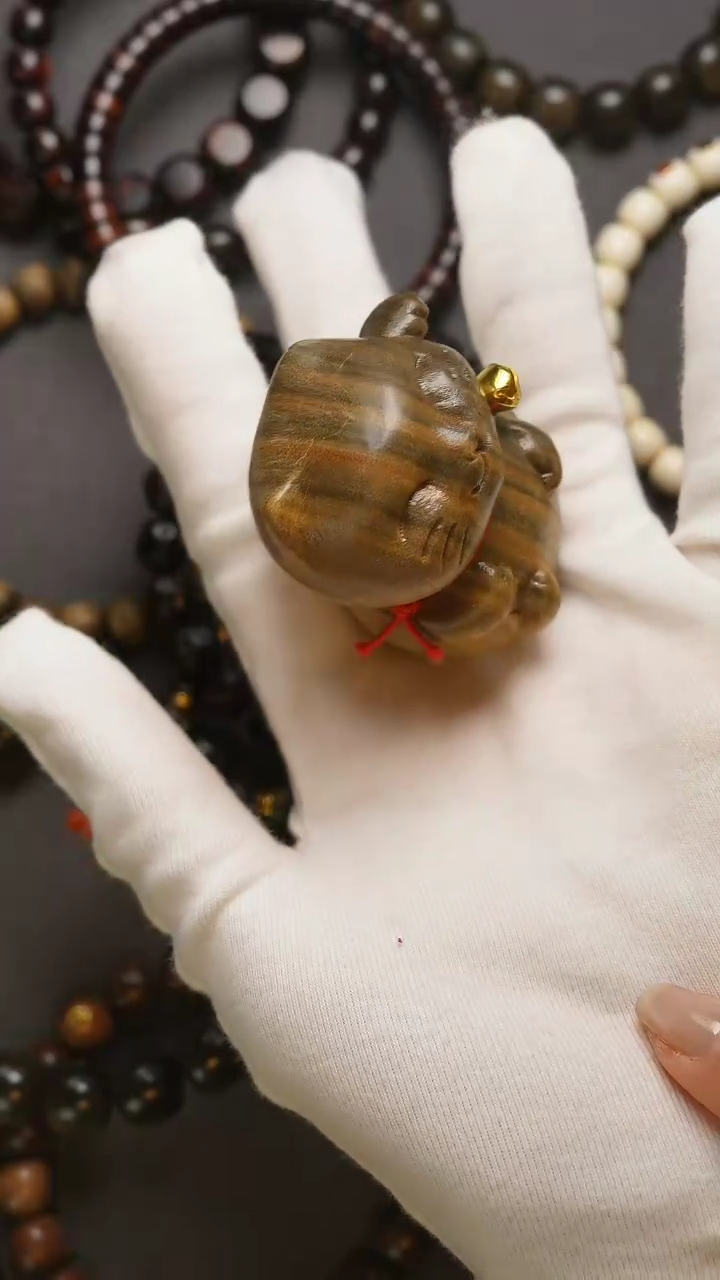 【闪购商品】维腊木（绿檀）把件绿檀招财猫