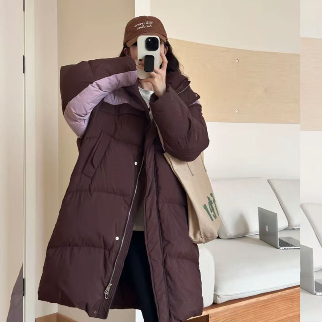 9334-（粉棕色拼接）中长连帽羽绒服