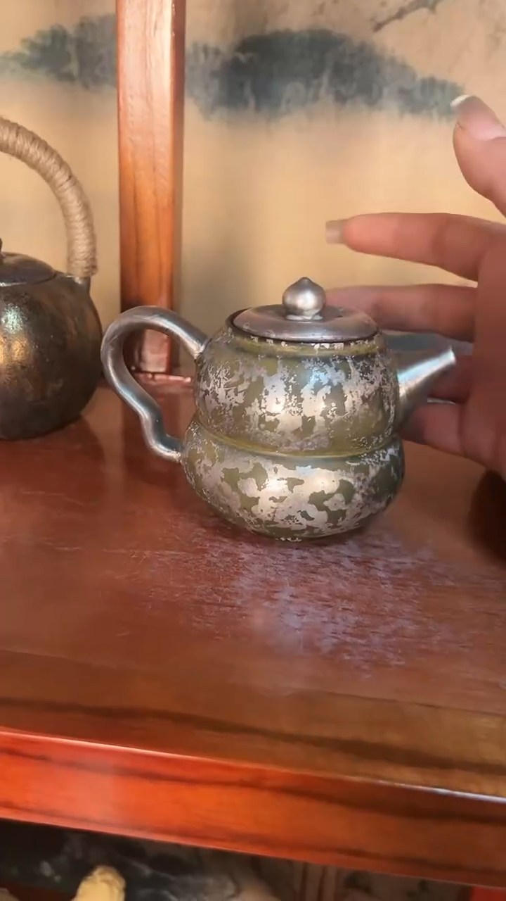 【闪购商品】Z04鎏银福禄壶全手老岩泥