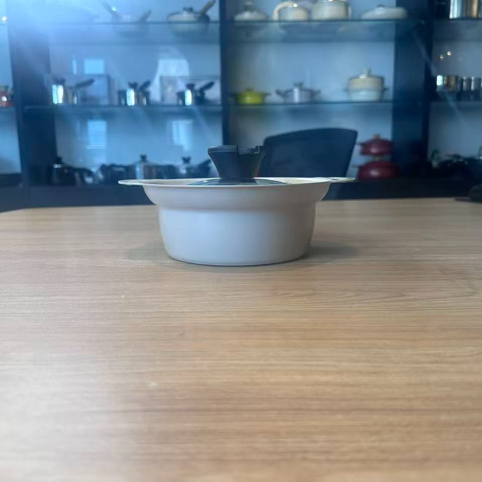 潘神专属福利！TOKYAMA16cm白色复底桌上锅电磁炉可用