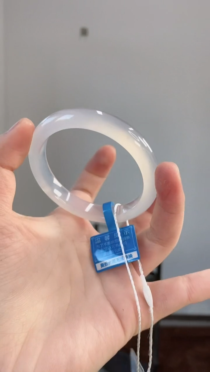 【闪购商品】玛瑙/玉髓手镯未镶嵌54圈