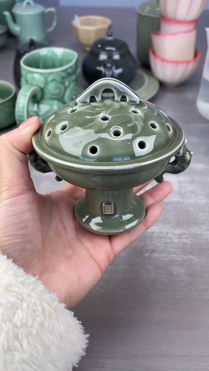 青瓷仓储清仓福利微微暇