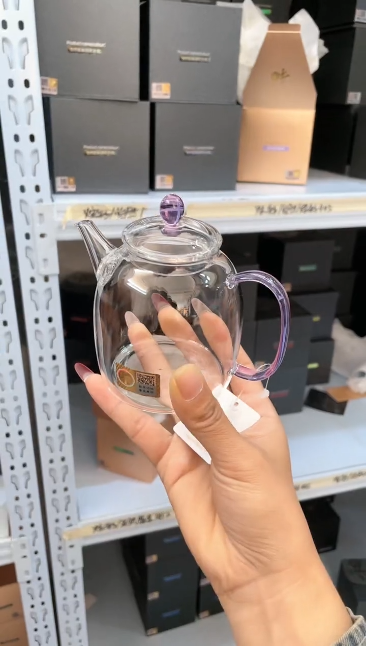 【闪购商品】宴臣壶浅紫色。。。。