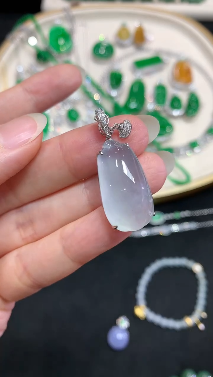 【闪购商品】翡翠吊坠(不含链)18K金镶嵌A78|19999