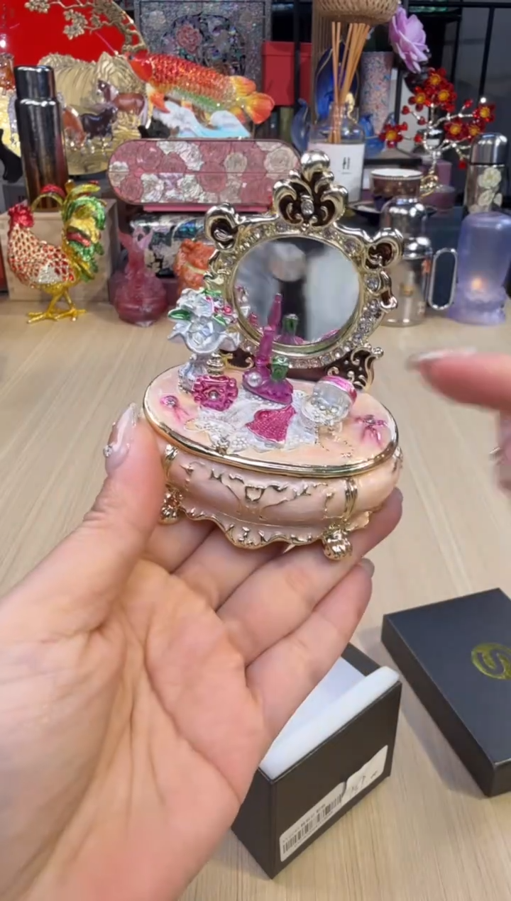 22七宝粉色梳妆台