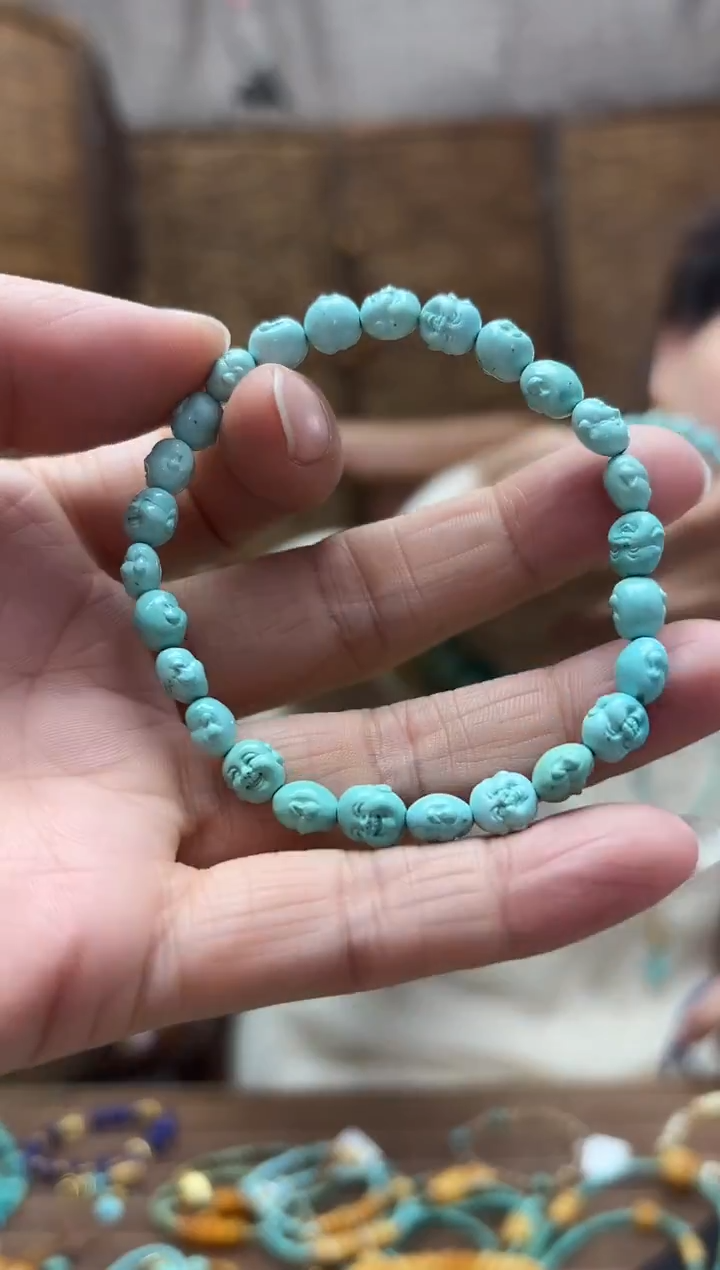 未镶嵌绿松石颈饰发一件 弥勒