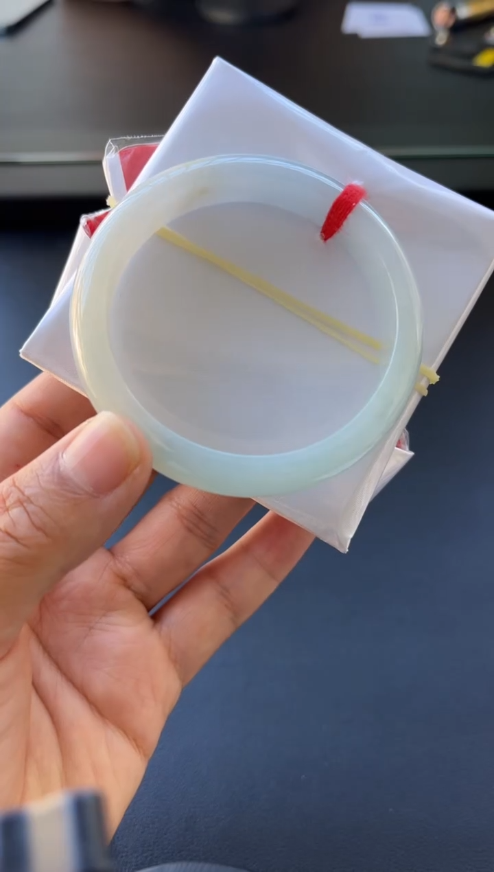 未镶嵌手镯翡翠多人