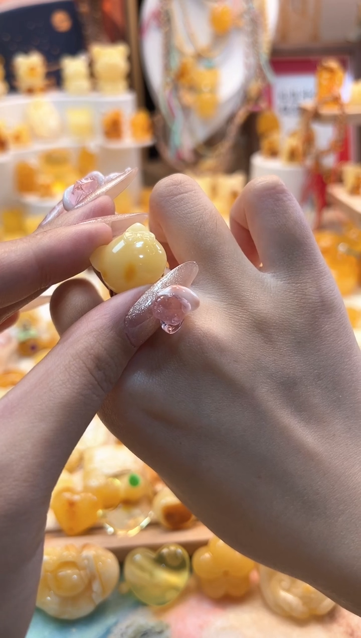 【闪购商品】蜜蜡珠宝奇石未镶嵌熊头戒指