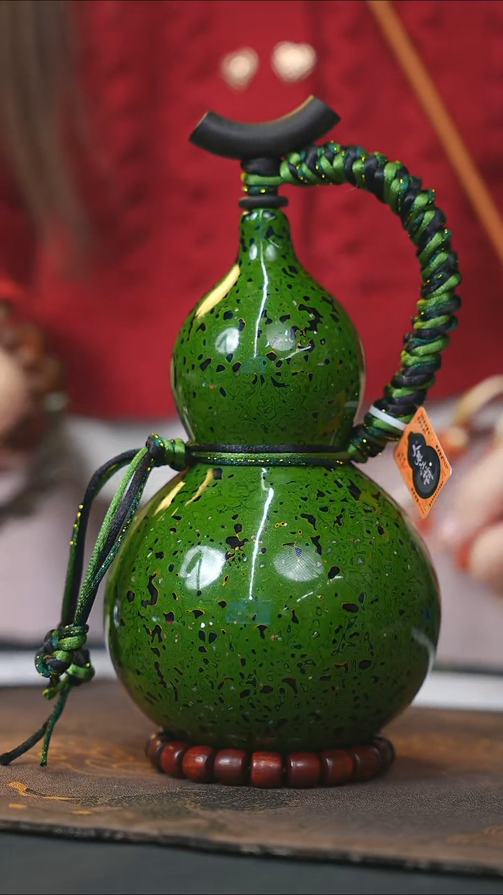 【闪购商品】WR267漆艺酒葫芦不包手串及旋转底座