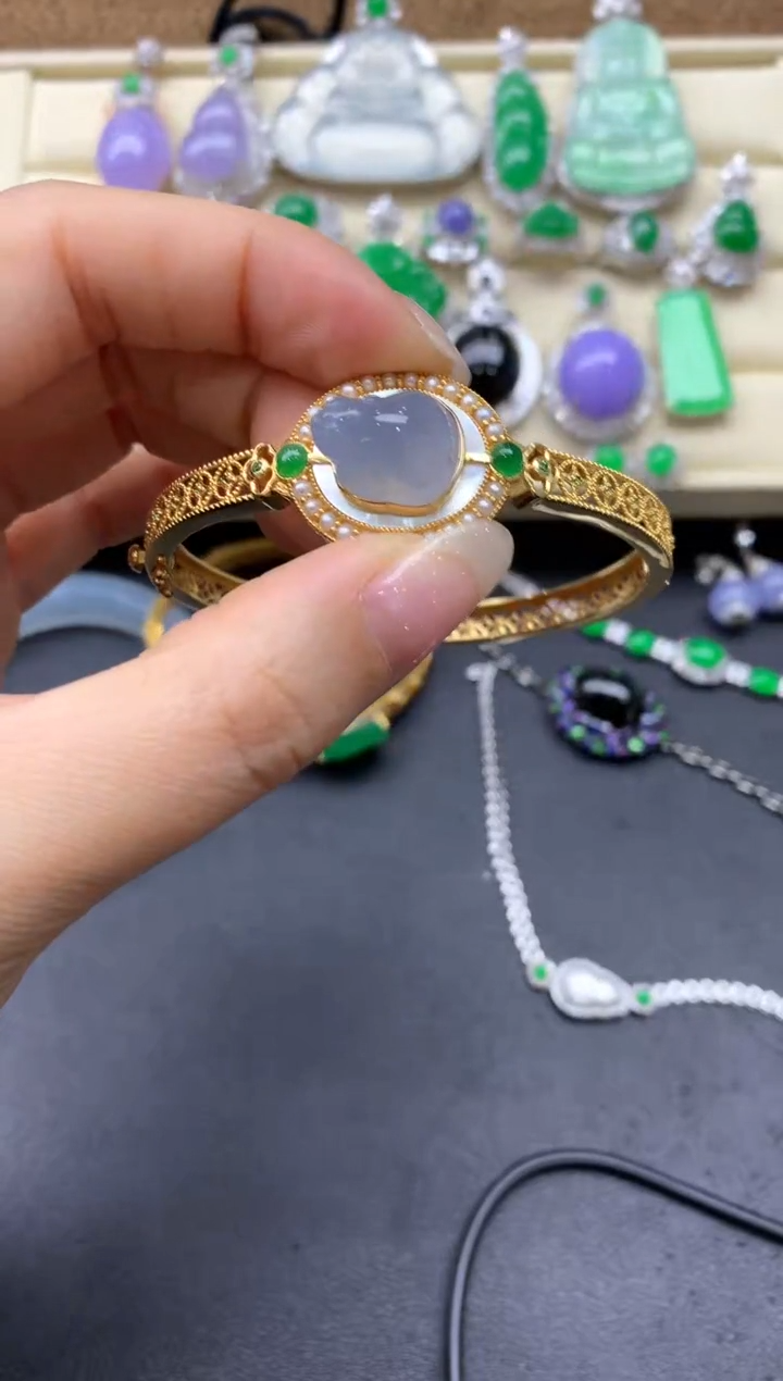 【闪购商品】翡翠手镯18K金镶嵌559-中国好珍宝