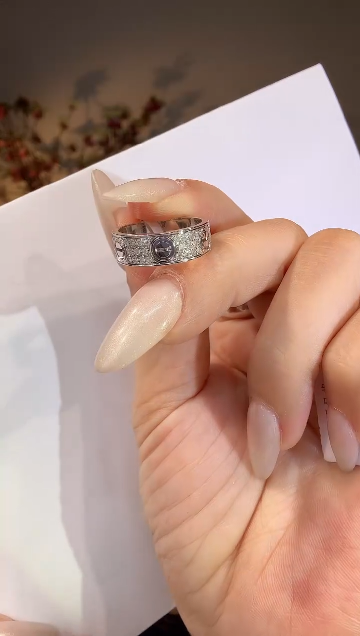 戒指18K金镶嵌钻石14#K白宽版满天星戒指